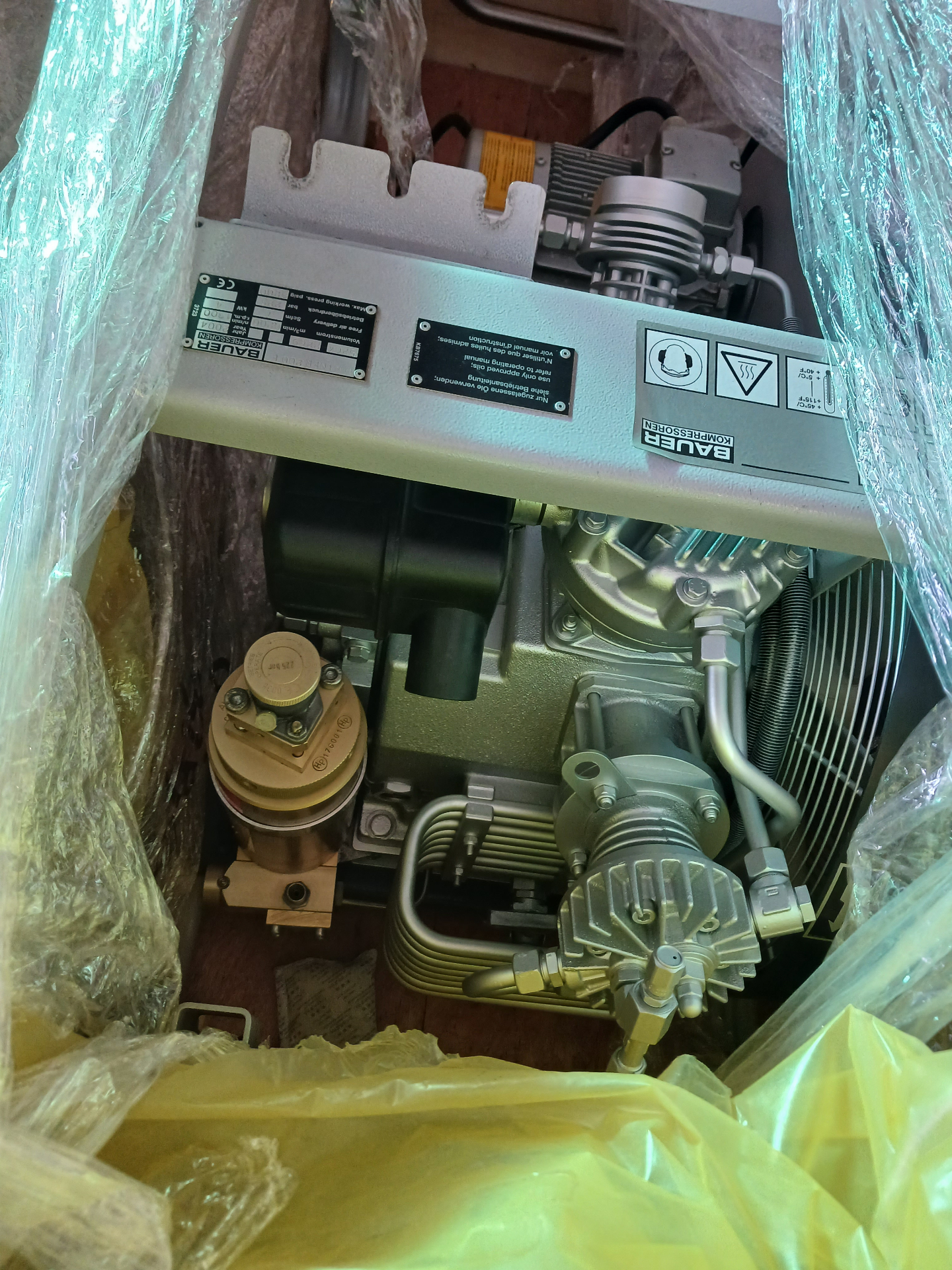 Bauer Kompressoren onboard install with serial plate and HP separator