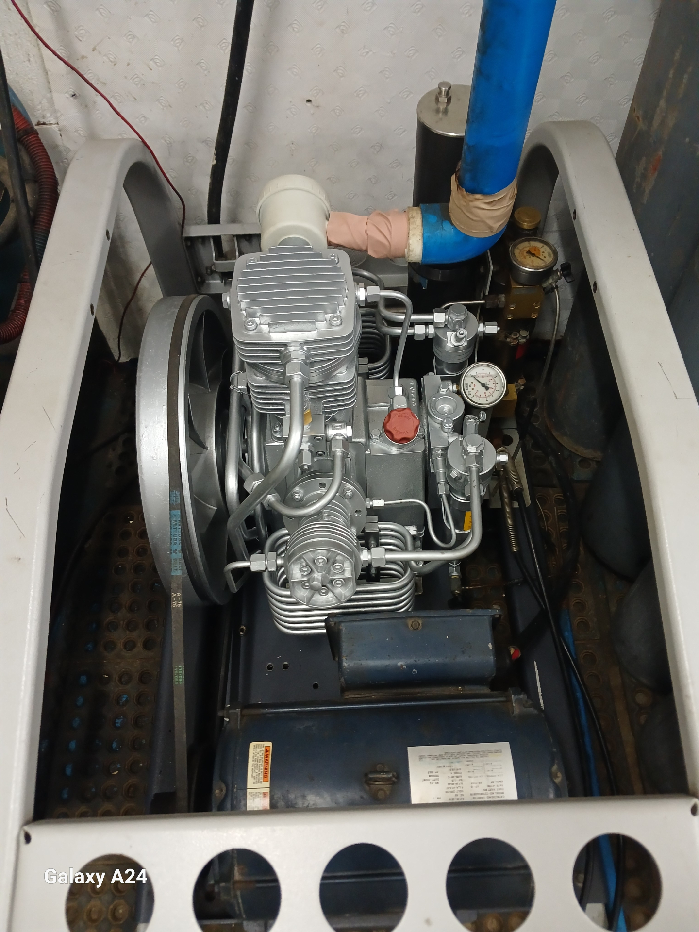 Internal compressor block — overhaul detail